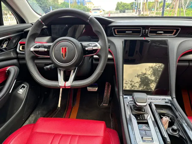 Hongqi H6 — Фото автомобиля 10