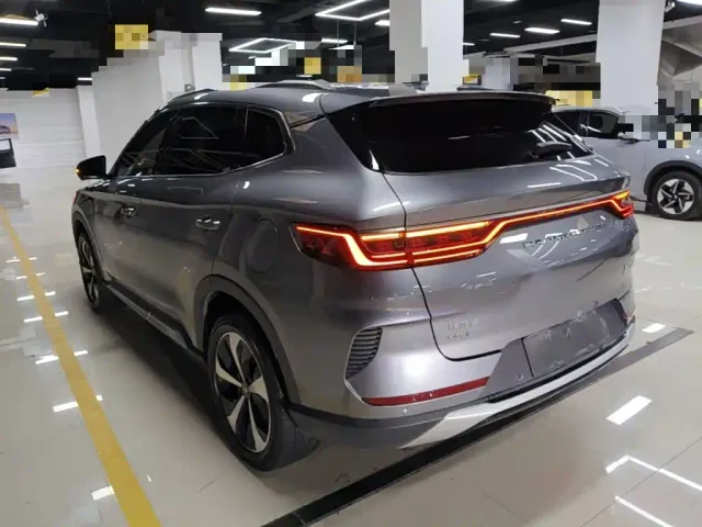 BYD Song PLUS — Фото автомобиля 4