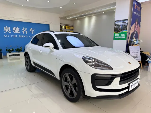 Porsche Macan — Фото автомобиля 3