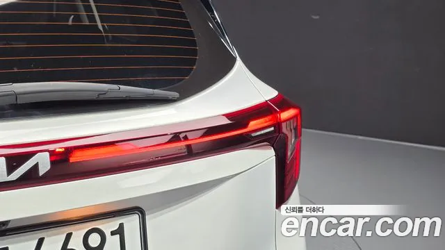 Kia Seltos New — Фото автомобиля 8
