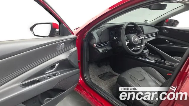 Hyundai Avante CN7 — Фото автомобиля 10