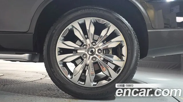 KG_Mobility_Ssangyong Rexton Rexton Arena Дизель 2.2 4WD — Фото автомобиля 18