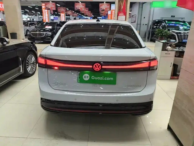 Volkswagen ID.7 Vizzion — Фото автомобиля 5