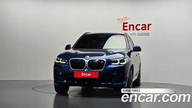 BMW iX3 G08 (2020–2024) — Фото автомобиля 3