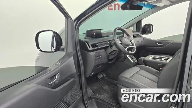 Hyundai Staria Staria Tourer 9 мест — Фото автомобиля 9