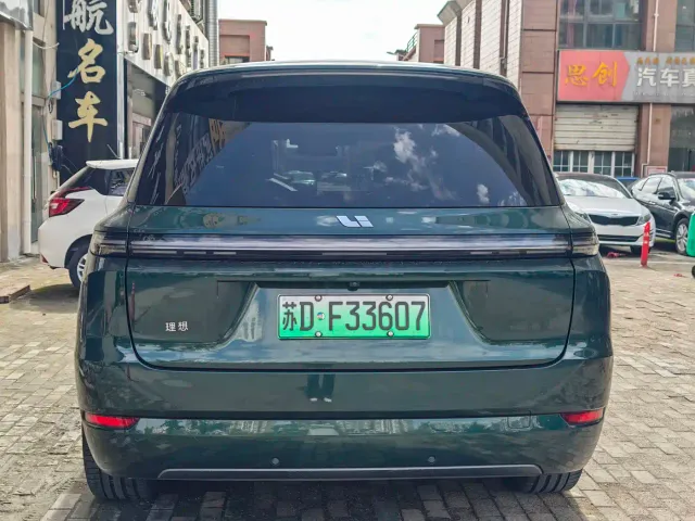 Li Auto L9 — Фото автомобиля 4