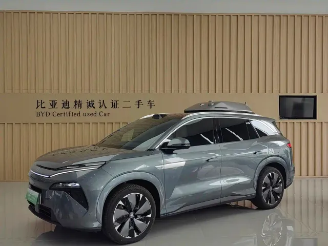 Фотография автомобиля — BYD Tang L