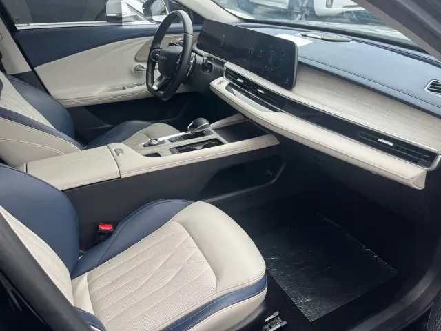 Chery Arrizo 8 — Фото автомобиля 11