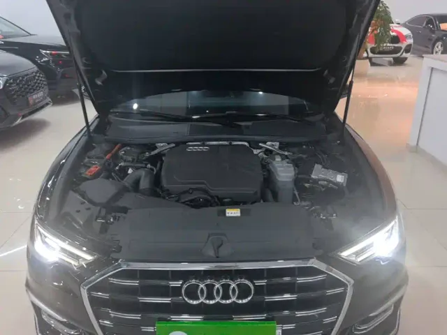 Audi A6L — Фото автомобиля 19