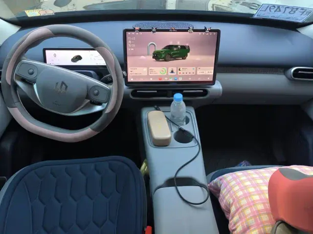 Leapmotor A10 — Фото автомобиля 12