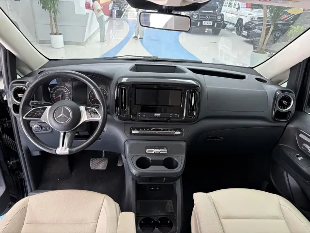 Mercedes-Benz Vito — Фото автомобиля 7