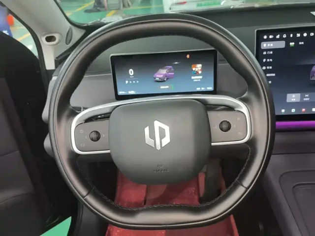 Leapmotor C16 — Фото автомобиля 10