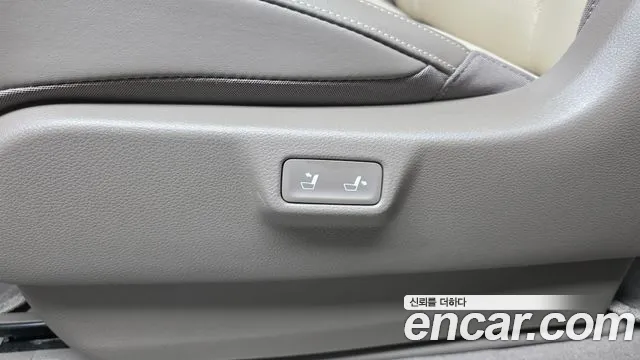 Kia Canival Carnival 4 поколение Дизель 9 мест Hi-Limousine — Фото автомобиля 16