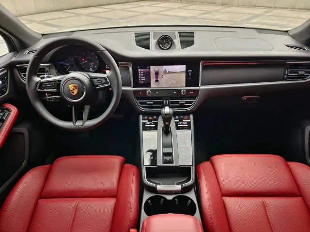 Porsche Macan — Фото автомобиля 16