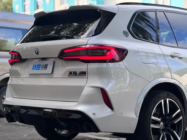 BMW X5 M — Фото автомобиля 6