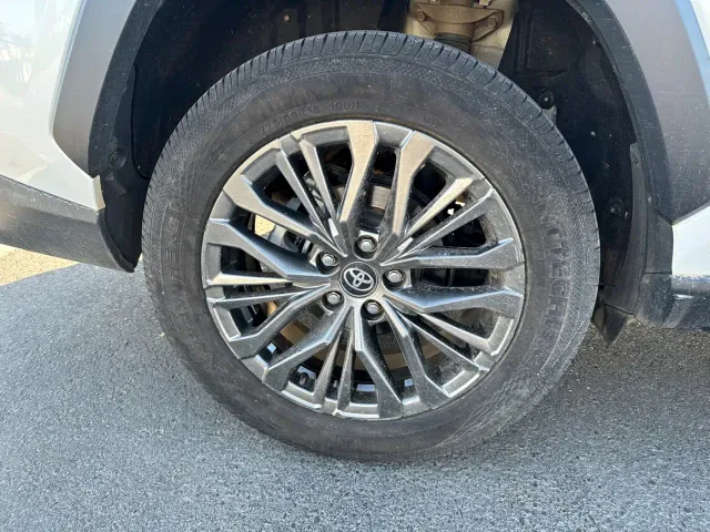 Toyota Wildlander — Фото автомобиля 16