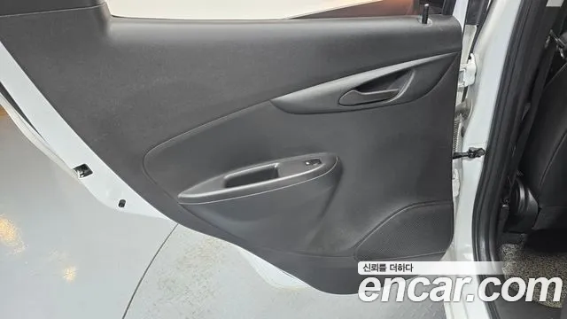 Chevrolet Spark — Фото автомобиля 25