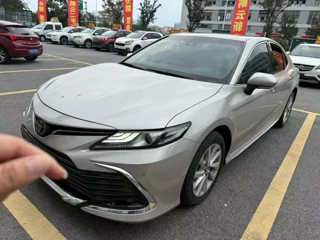 Фотография автомобиля — Toyota Camry