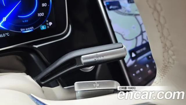 Mercedes-Benz EQS — Фото автомобиля 9