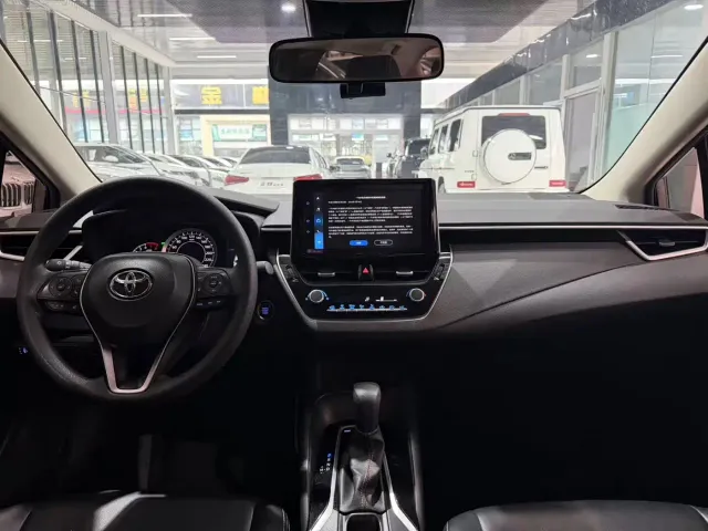 Toyota Corolla — Фото автомобиля 8