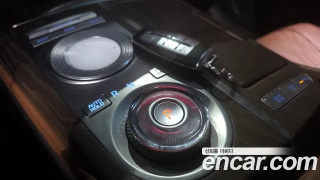 Genesis G80 Бензин 3.5 турбо AWD — Фото автомобиля 9