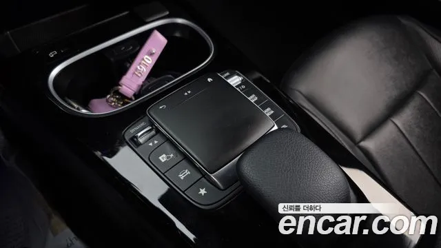Mercedes-Benz A-Class — Фото автомобиля 27