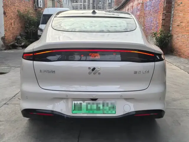 IM Motors IM LS6 2026 Pure Electric Max — Фото автомобиля 6