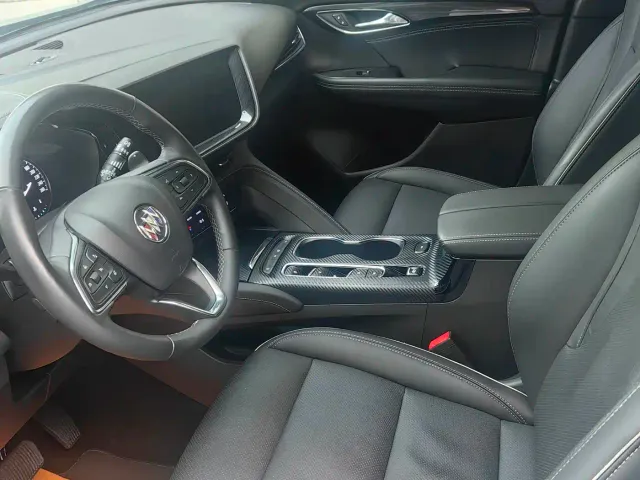 Buick Envision Plus — Фото автомобиля 9