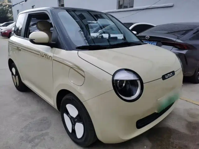 Changan Lumin — Фото автомобиля 3