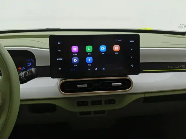 Geely Panda — Фото автомобиля 13