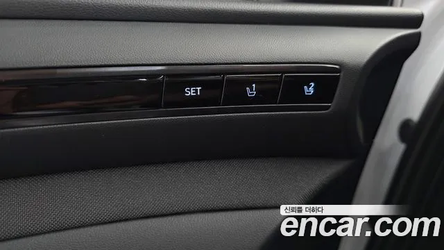 Hyundai Tucson Tucson (NX4) Бензин 1.6 турбо 2WD — Фото автомобиля 27