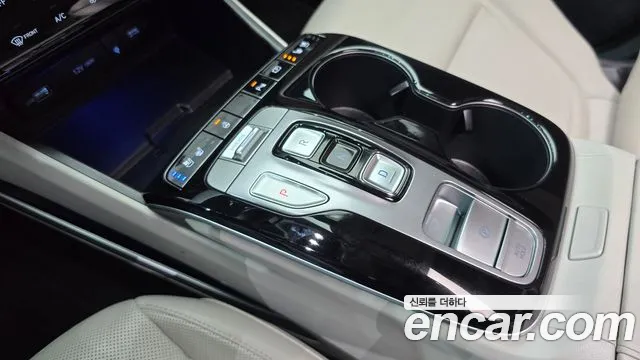 Hyundai Tucson NX4 — Фото автомобиля 12