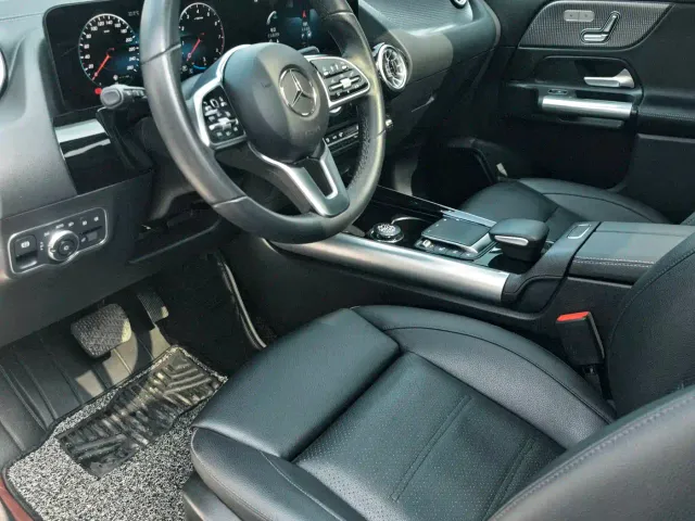 Mercedes-Benz GLA-Class — Фото автомобиля 8