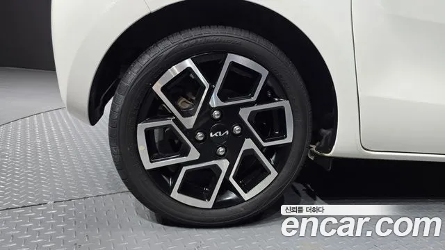 Kia RAY Новый Kia Ray Signature — Фото автомобиля 5