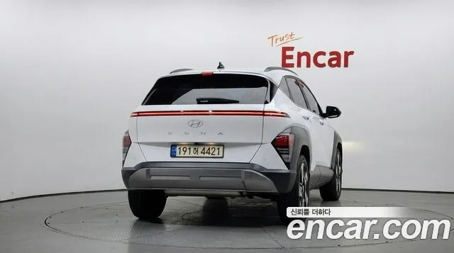Hyundai Kona Kona (SX2) Бензин 1.6 турбо 2WD — Фото автомобиля 4