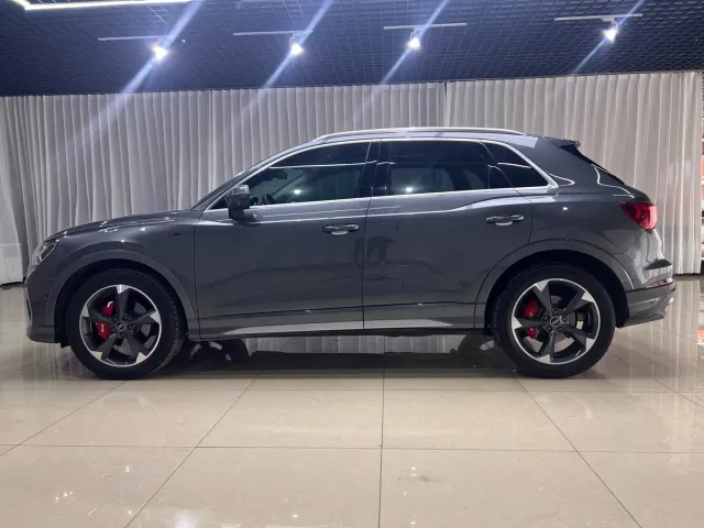 Audi Q3 — Фото автомобиля 8