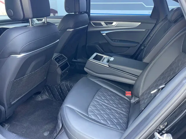 Audi A6L — Фото автомобиля 5
