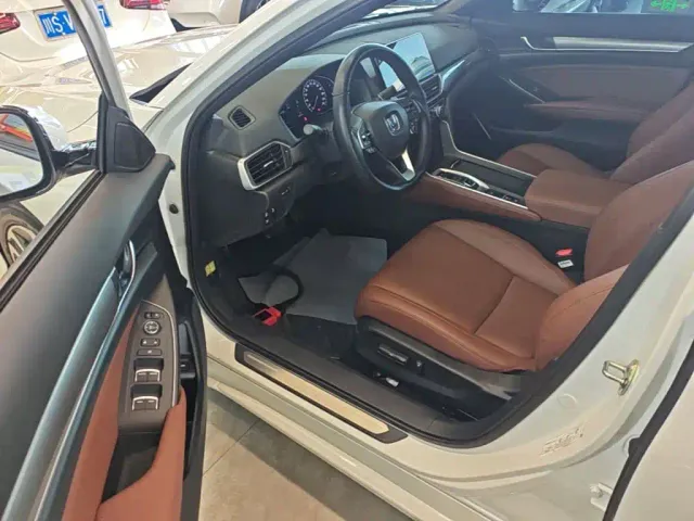 Honda Inspire — Фото автомобиля 15