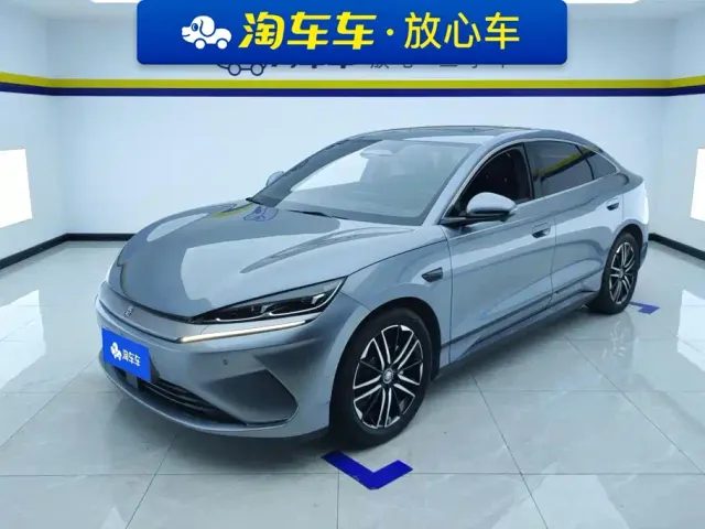 Фотография автомобиля — BYD Qin L