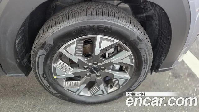 KGM Torres — Фото автомобиля 11
