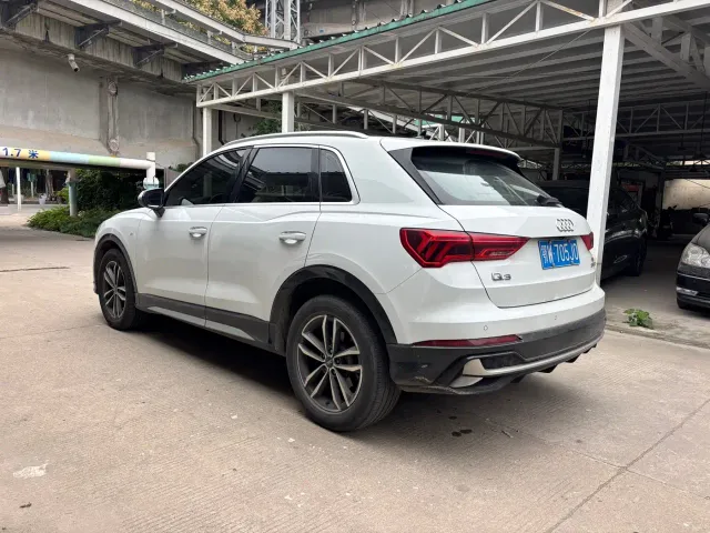 Audi Q3 — Фото автомобиля 12