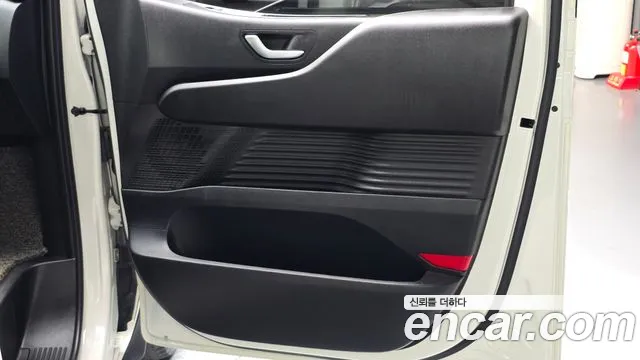 Hyundai Staria — Фото автомобиля 14
