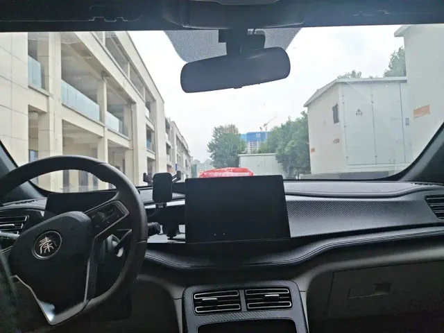 BYD Qin PLUS — Фото автомобиля 5
