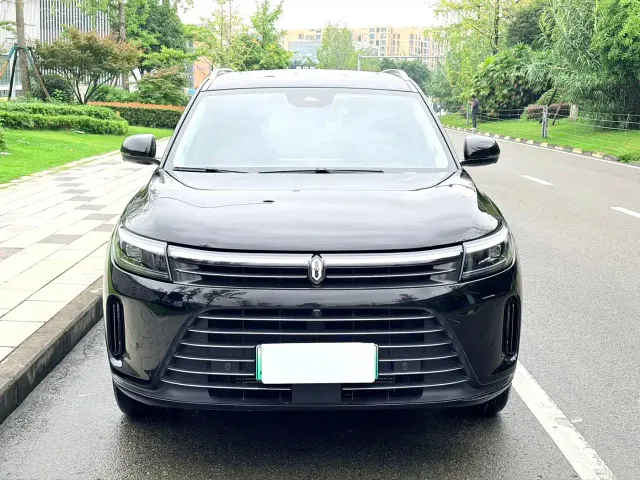 Aito M7 — Фото автомобиля 2