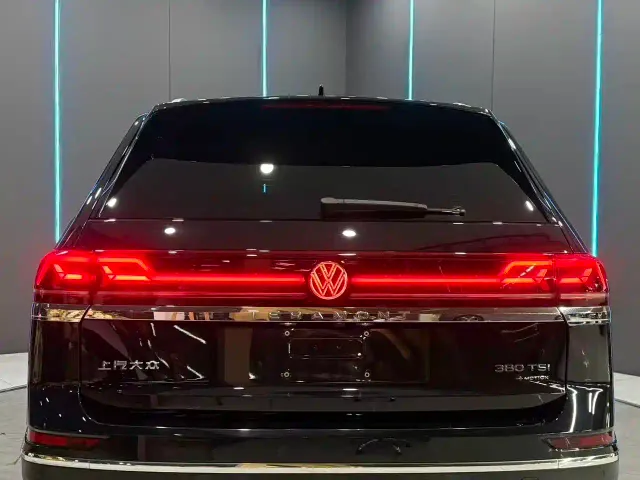 Volkswagen Teramont — Фото автомобиля 7