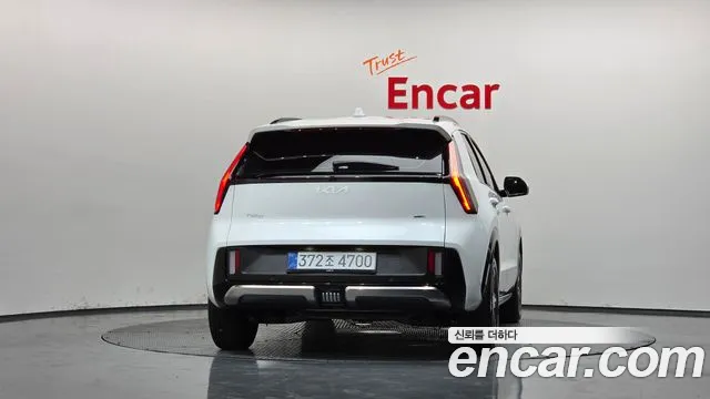 Kia Niro Prestige — Фото автомобиля 4