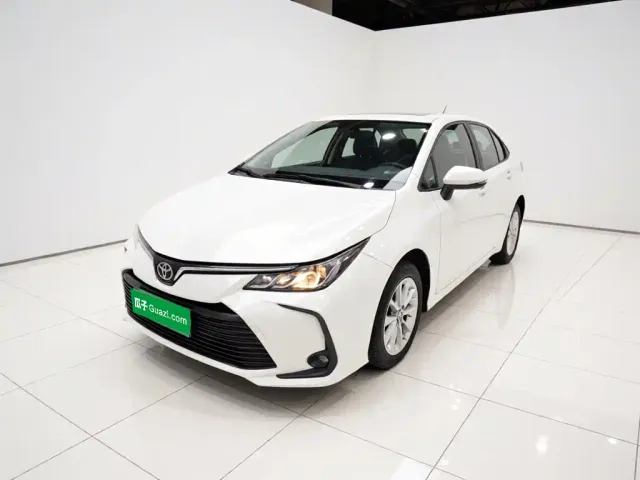 Фотография автомобиля — Toyota Corolla
