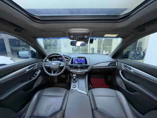 Cadillac CT5 — Фото автомобиля 7