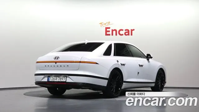 Hyundai Grandeur GN7 — Фото автомобиля 2