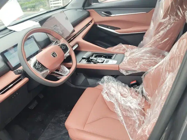 Changan CS75 Plus — Фото автомобиля 14